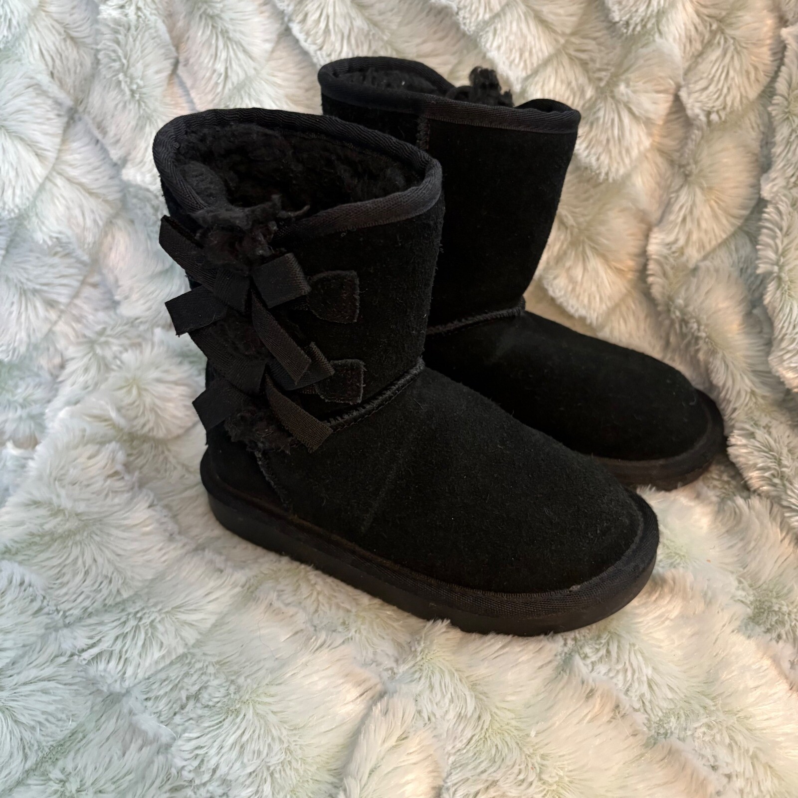 KOOLABURRA by UGG Black Suede Boots Faux Fur Trim Bow Detail Girls Size 13