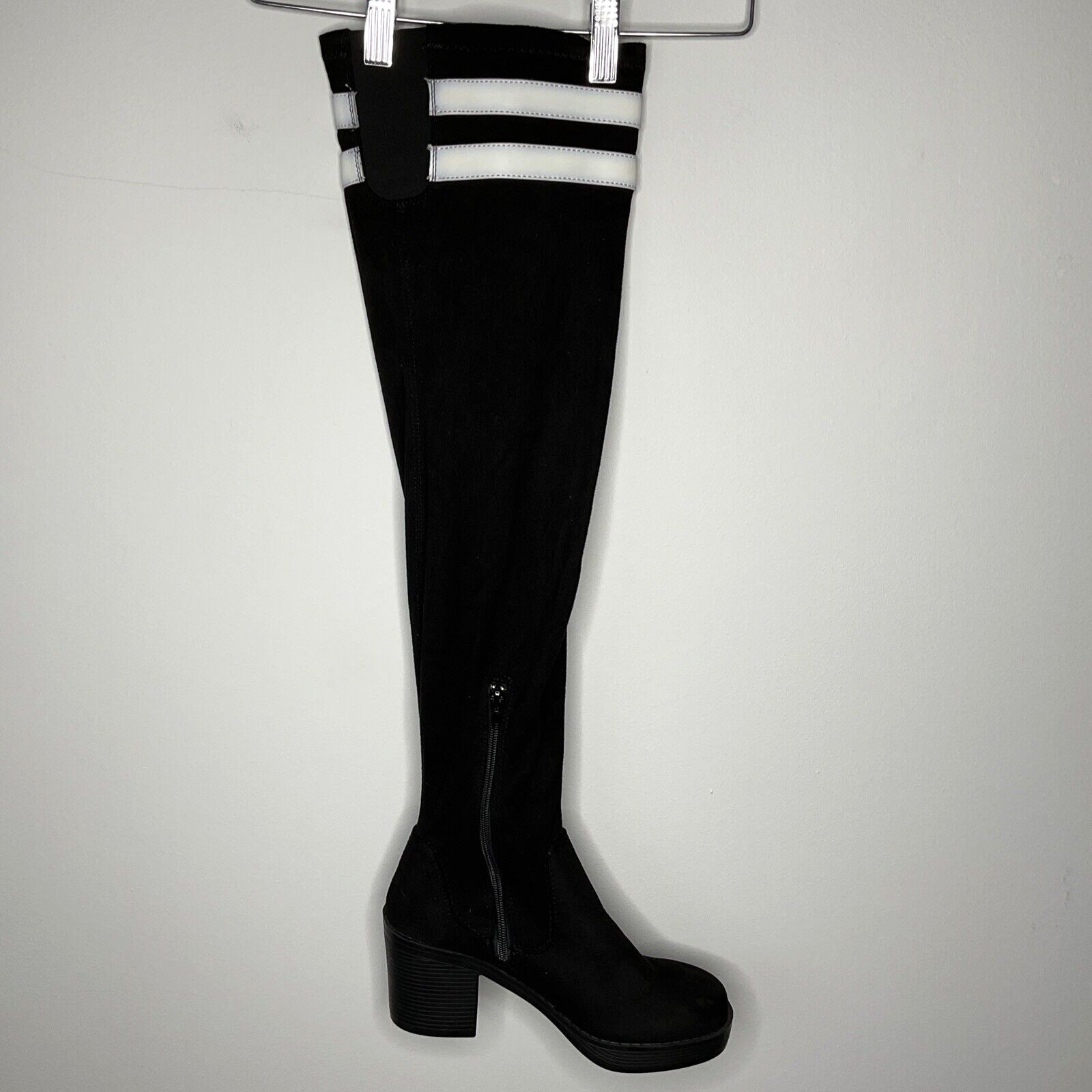 LFL L4L Lust for Life Suede Black Knee High Women Boots Stripes 7.5M L-Sleek