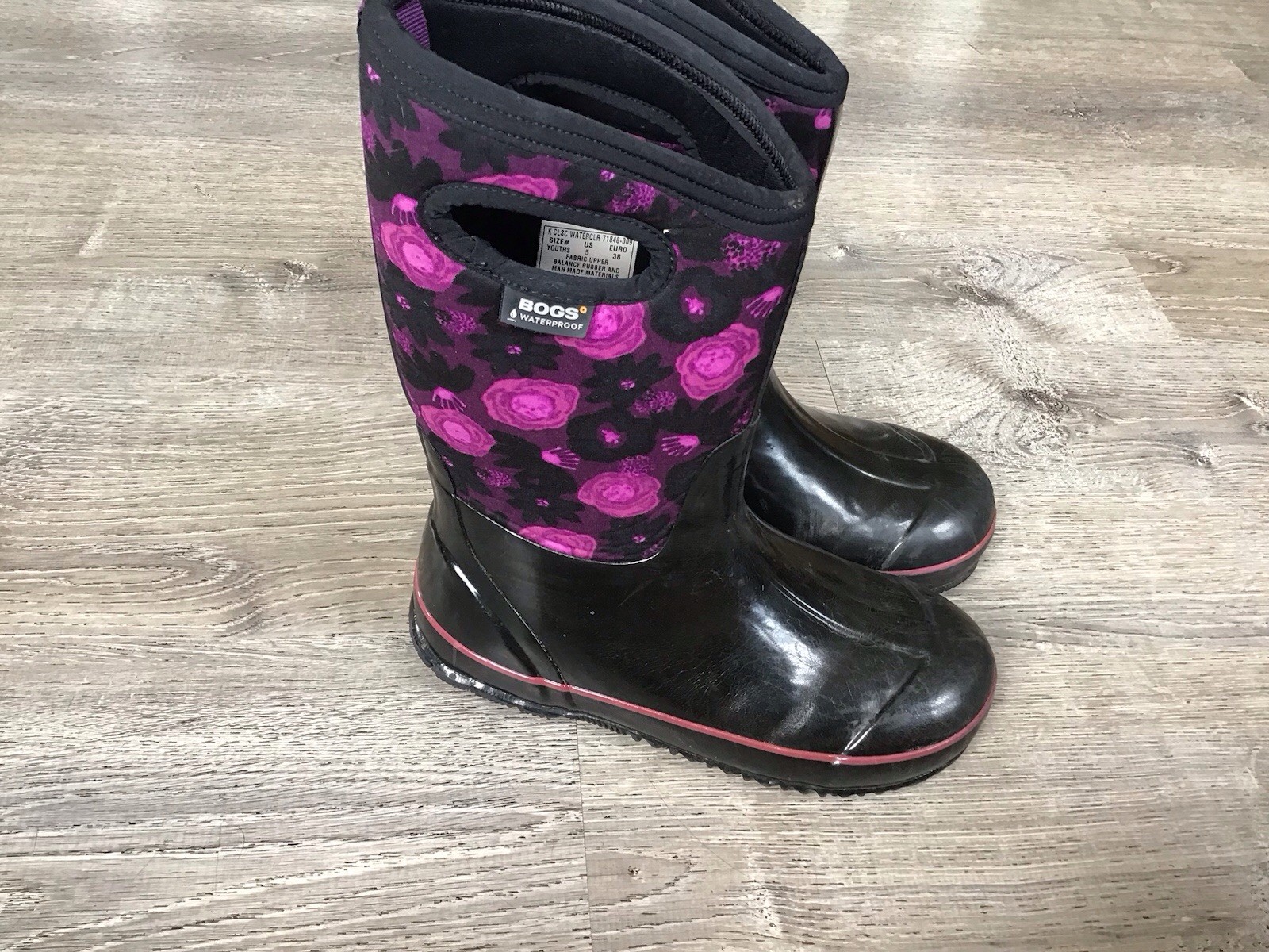 BOGS Kid’s Classic Watercolor Insulated Boots Size 5 38 Youth Girls Winter Boots