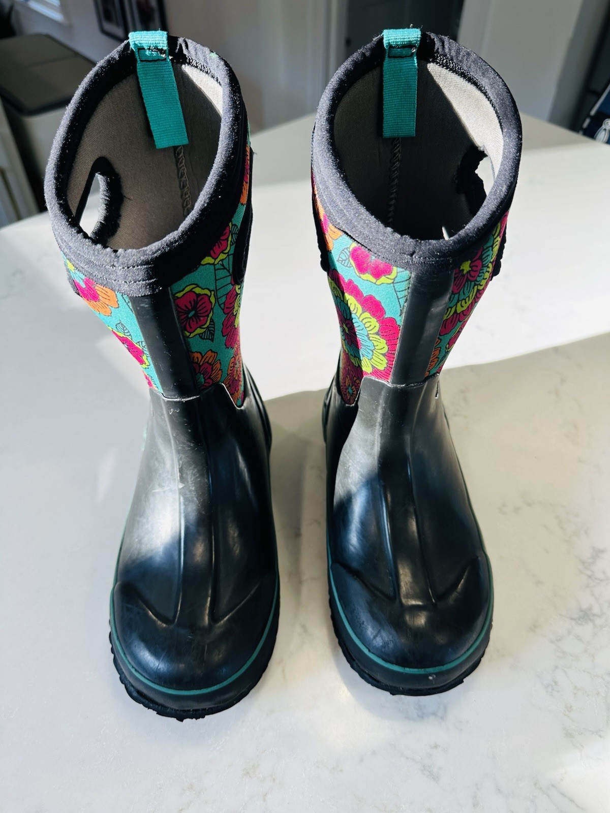 BOGS Classic Girls Winter Boots Pansies Pattern Size 1