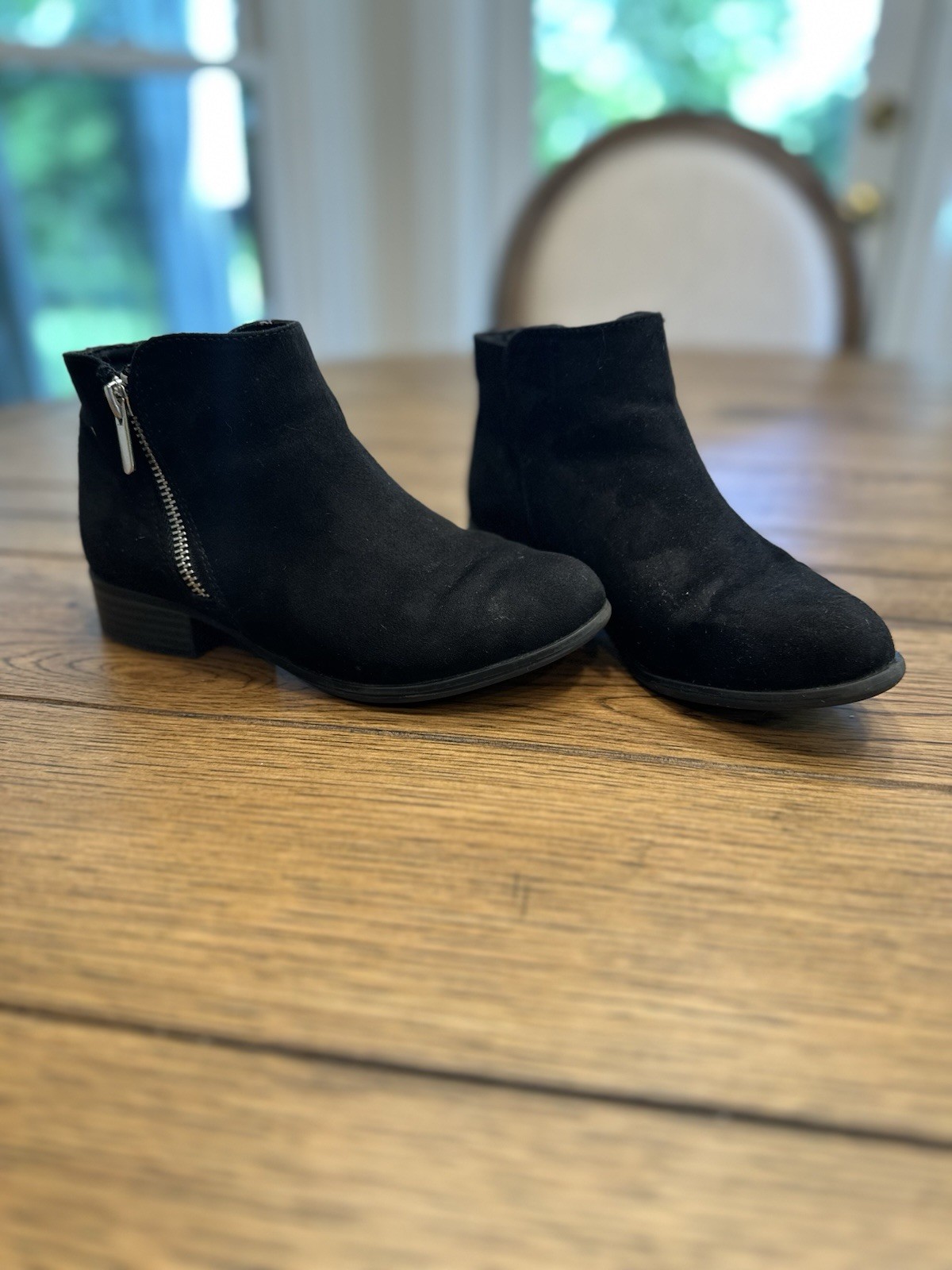 Sonoma Osmona Girls Boots Black – Size 1 – Very Good Condition