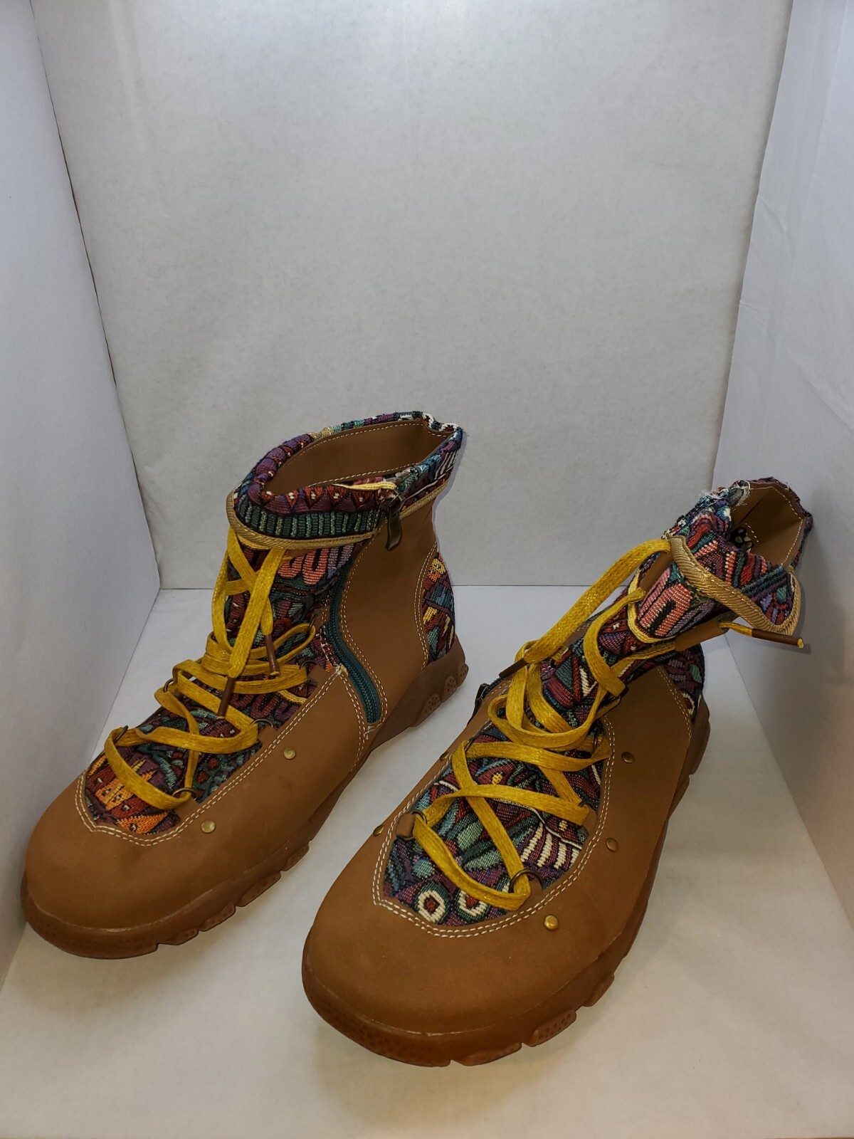 Folk Style Women Boots Size 11.5