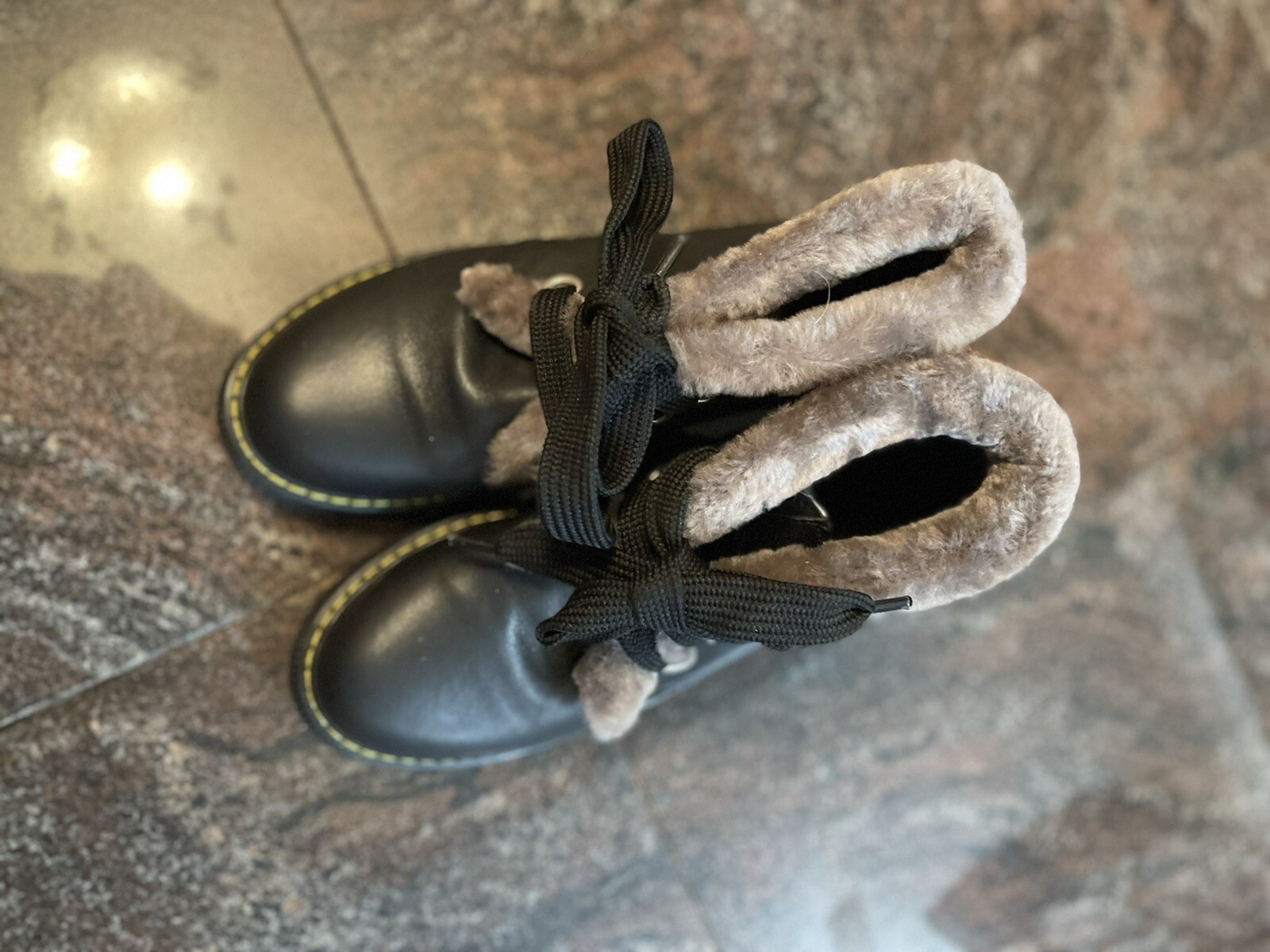 NORKA Women winter Boots Size 8 NEW