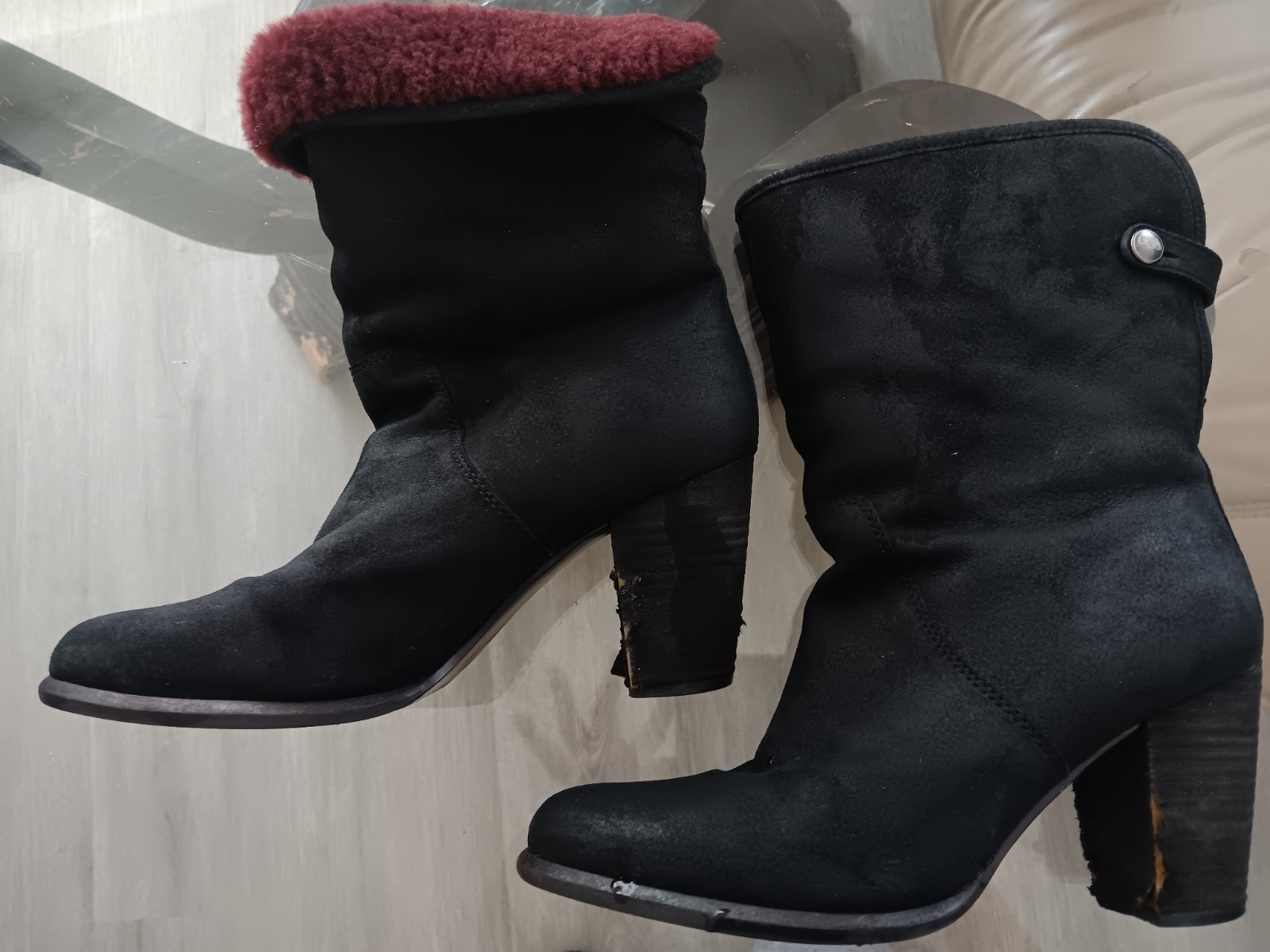 UGG suede women winter boots heells, US 8