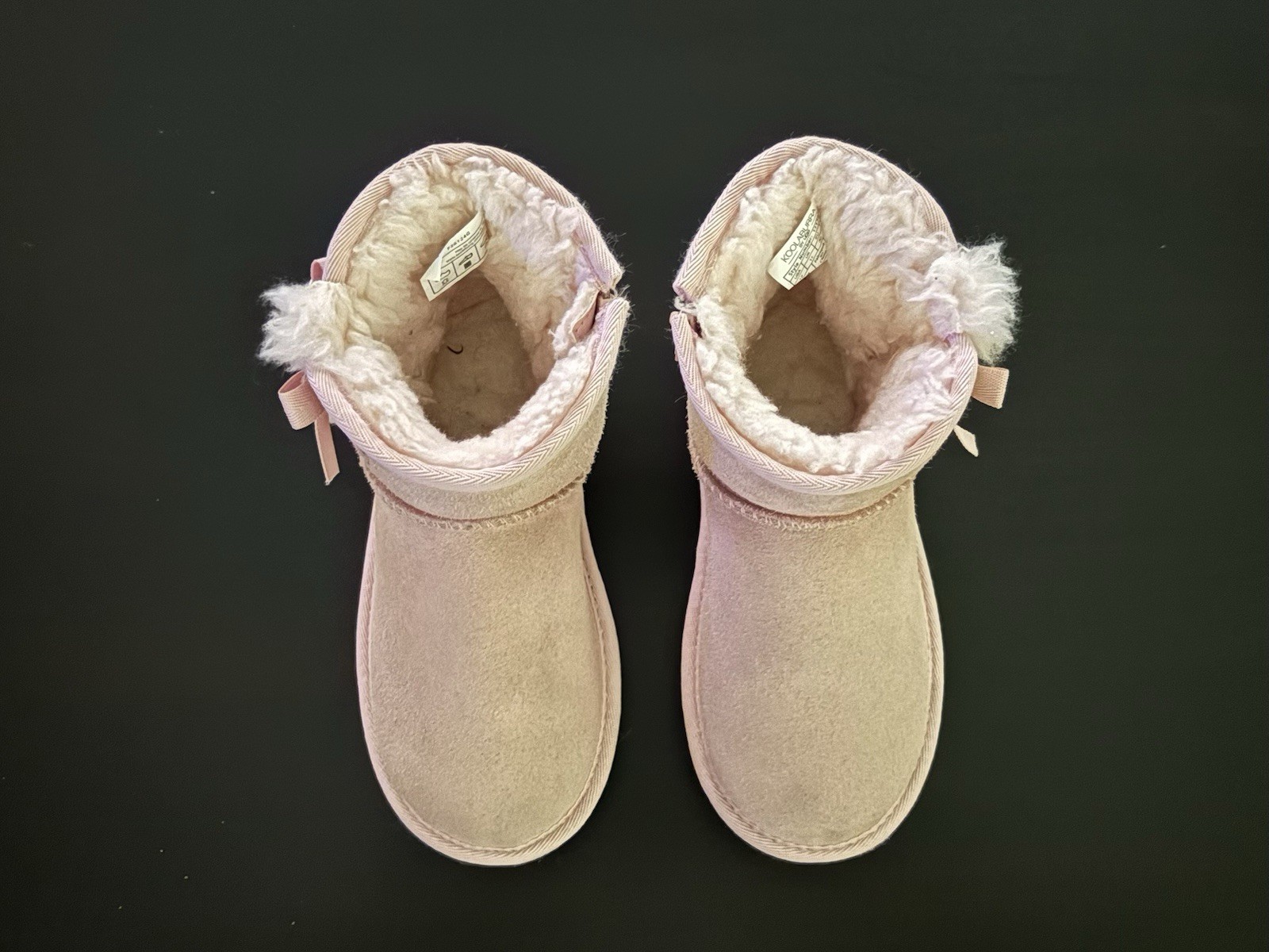 Koolaburra By Ugg Kids/girl boots Victoria mini pink zip Size 12 Pink Bow W/box