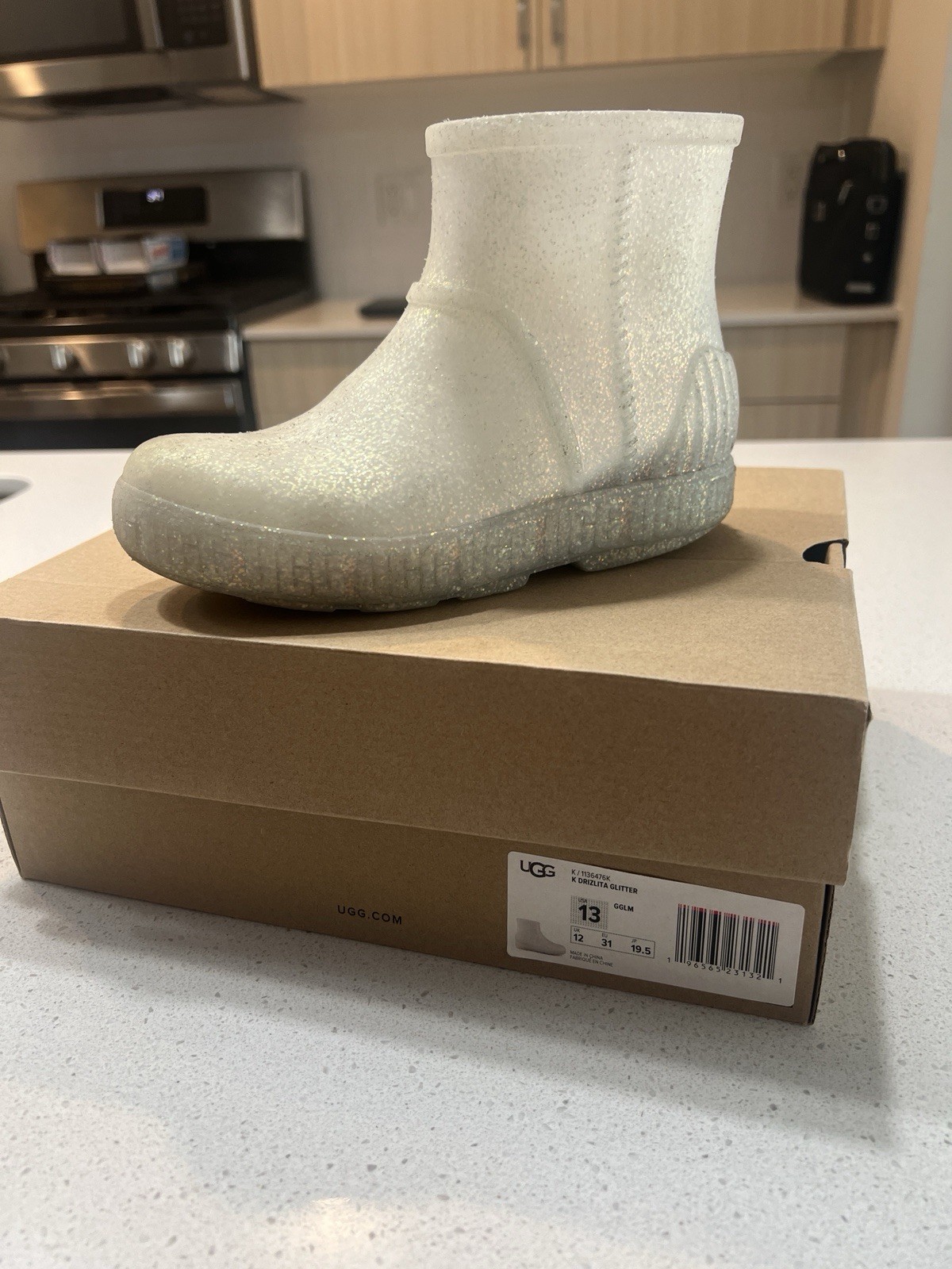 NEW FASHION   Size 13  WHITE FASHION Ankle Slip ON GIRLS Winter  BOOTS   C