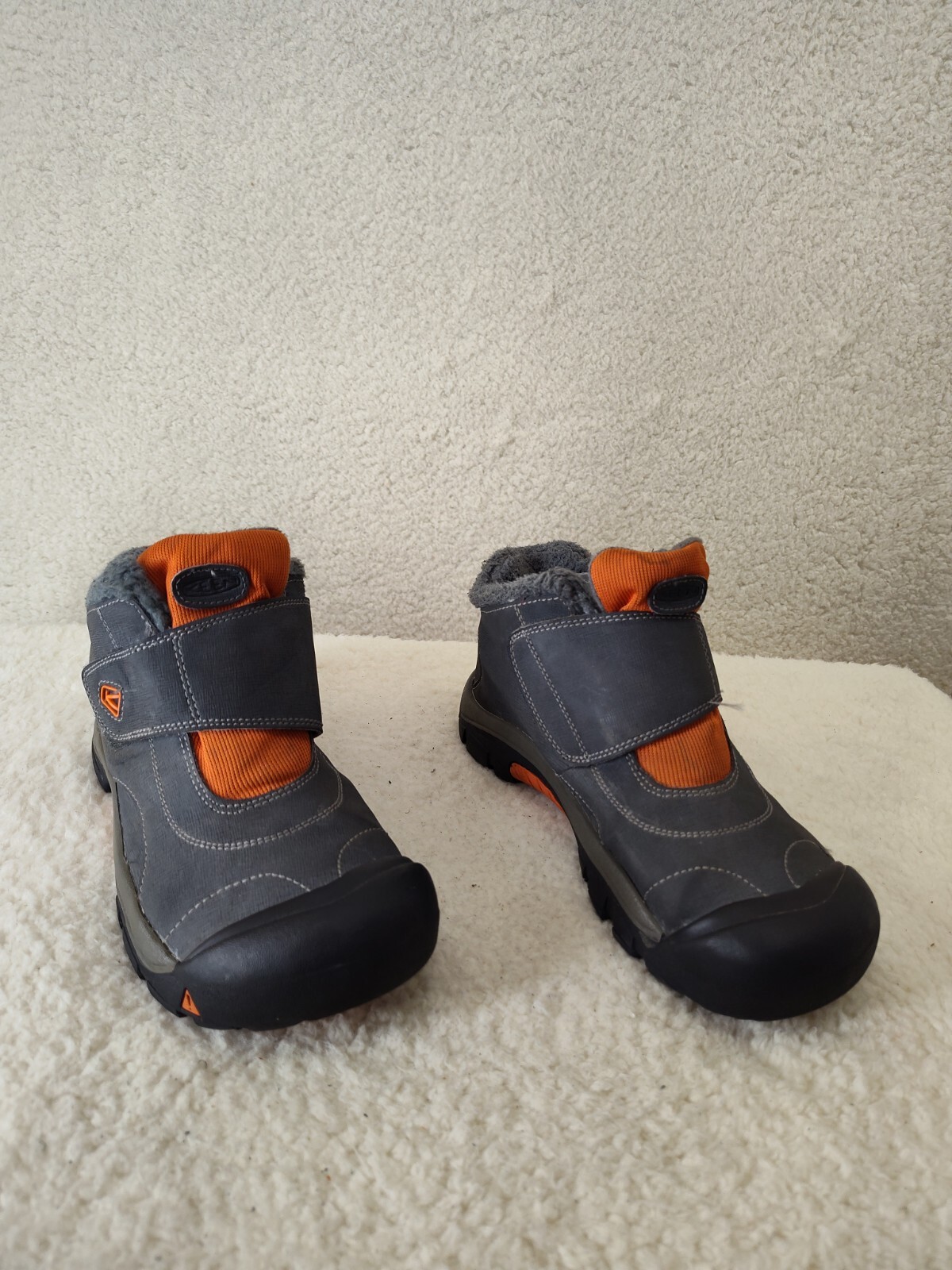 Keen Kootenay Girls Boots 6 Gray Casual Comfort Ankle Sherpa Lined Winter Bootie