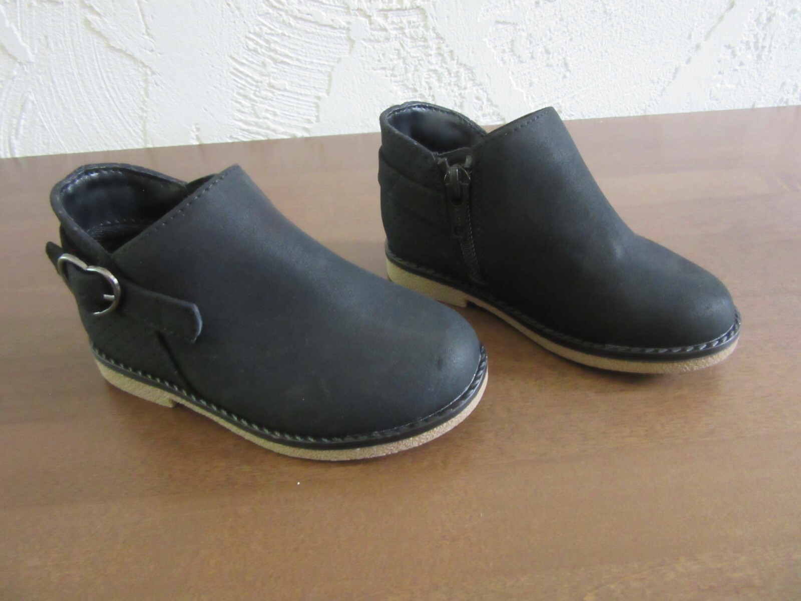 Childrens Place Girls Infant Toddler Zip-Up  Boots Black- Size 7m NWT