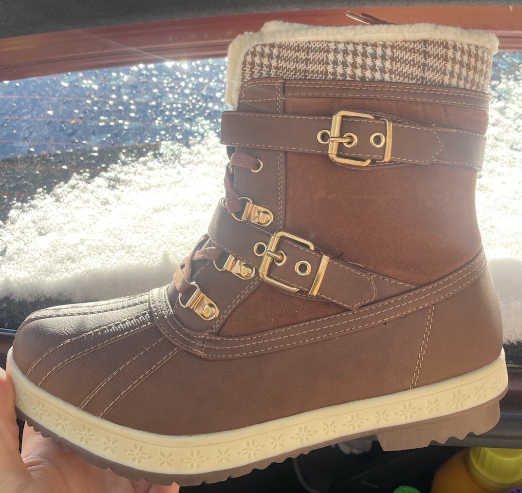 Brown Women Winter Boots Size 9.5