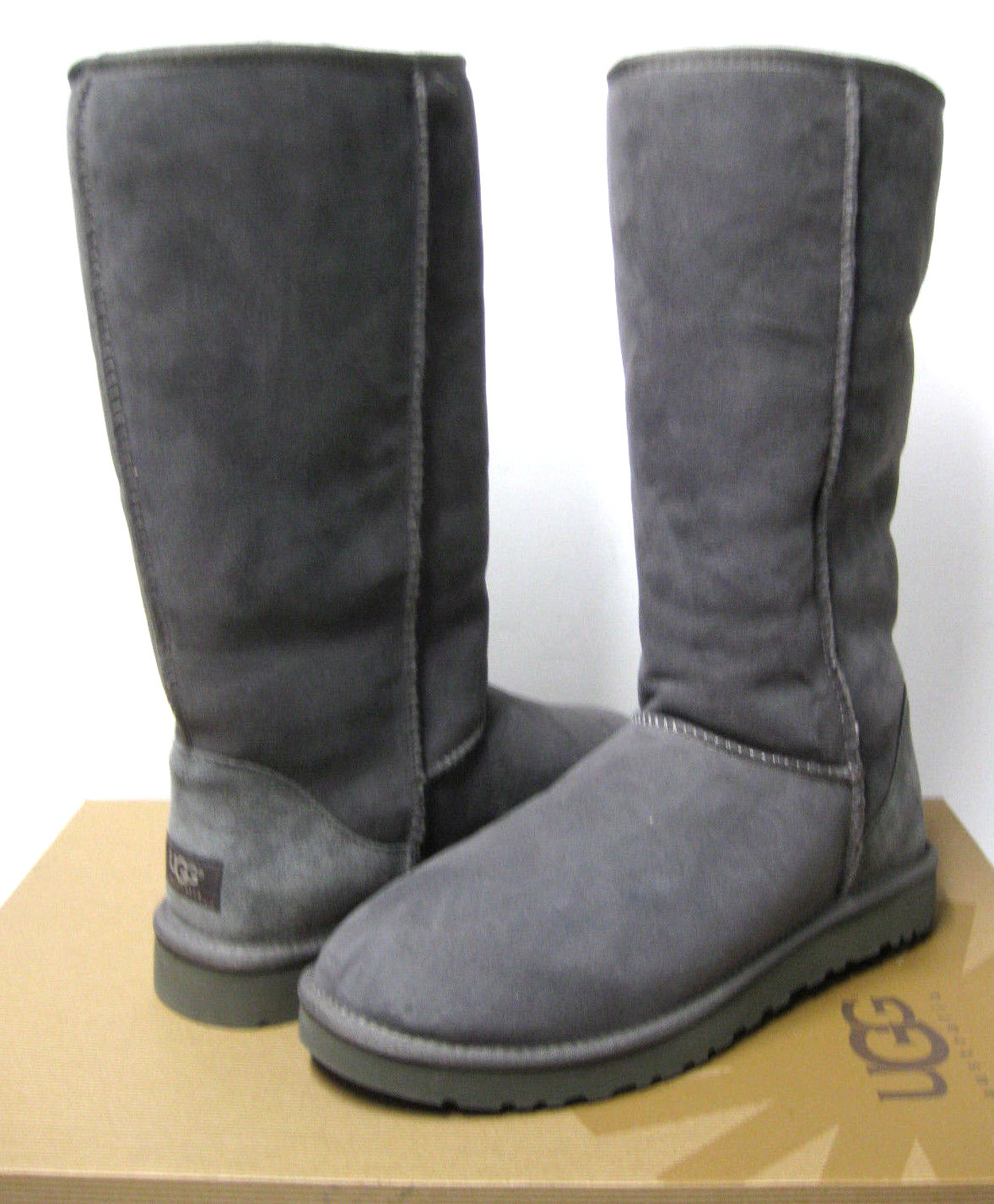 UGG CLASSIC TALL WOMEN BOOTS SUEDE GREY US 10 /UK 8.5 /EU 41