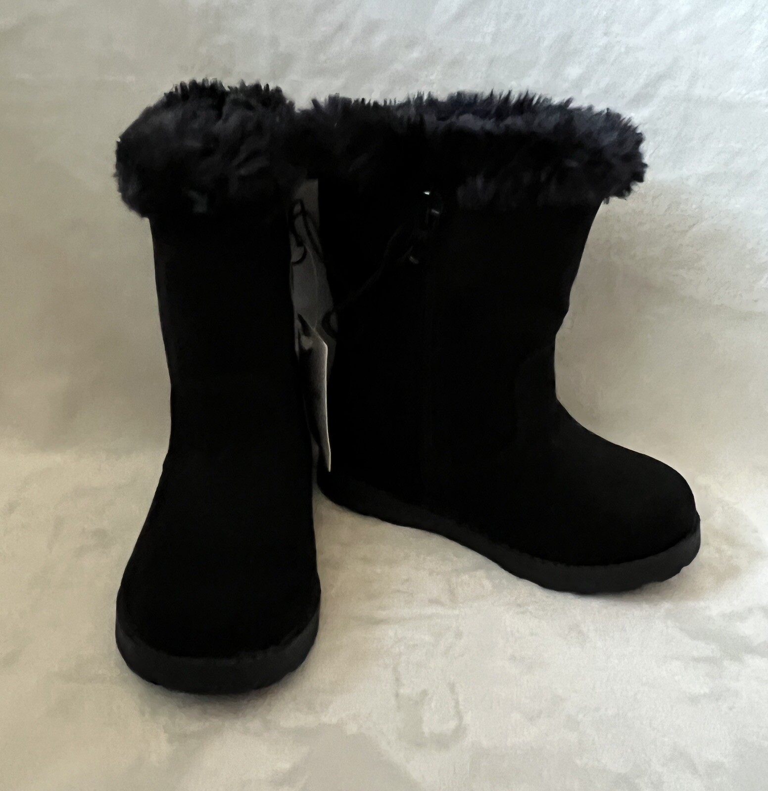 Cat & Jack Toddler Girls Winter Boots Sz 7 Karley Faux Fur Black *Dent