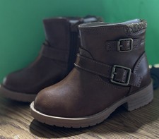 Girls (young)Size 7 Chestnut Color  Inside Zip Closure Boots