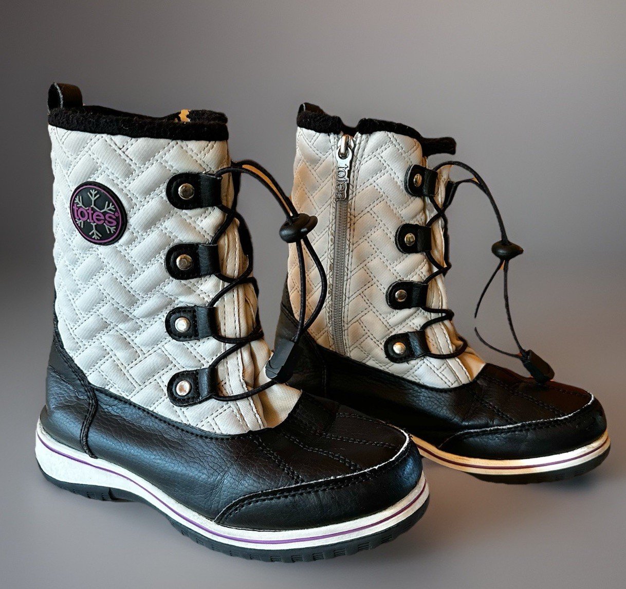 Totes Mackenzie Girls Boots Size 2 Med. White Black Lace & Zip Preloved L@@K VGC