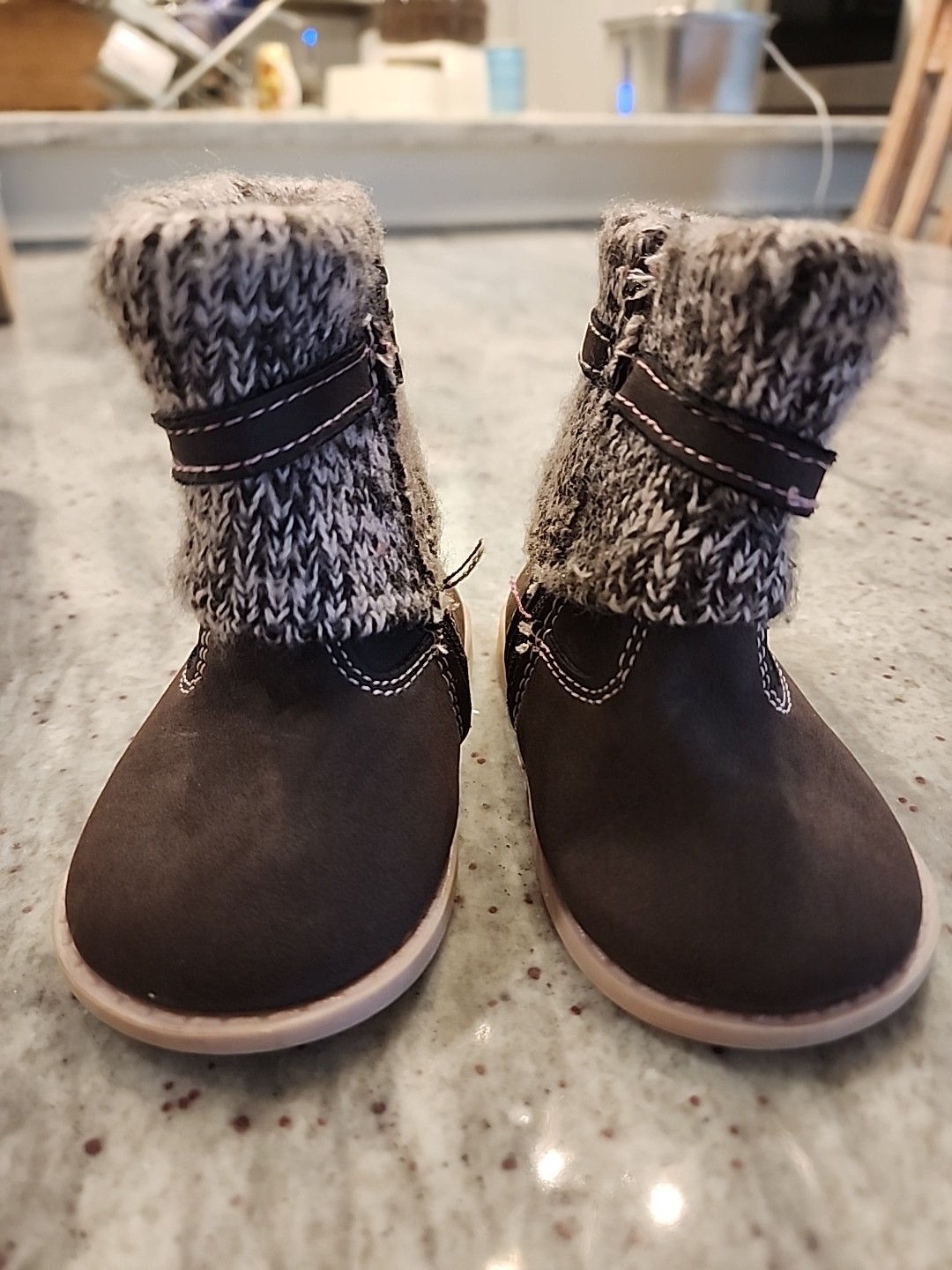 Rugged Bear Toddler Girls Boots With Sweater Knit And Buckle Detail Size 4