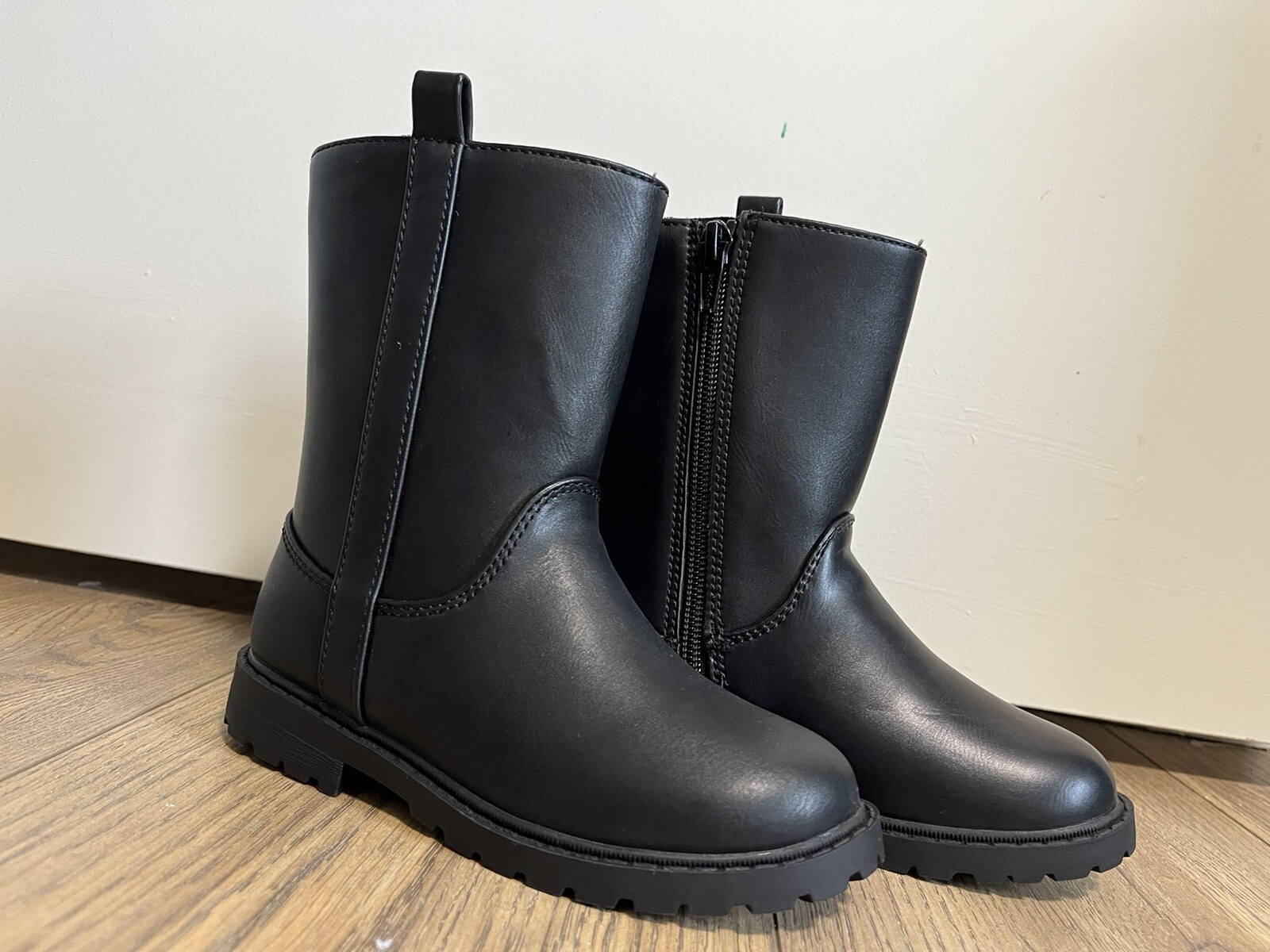 New Old Navy black  Girls Boots Size 10