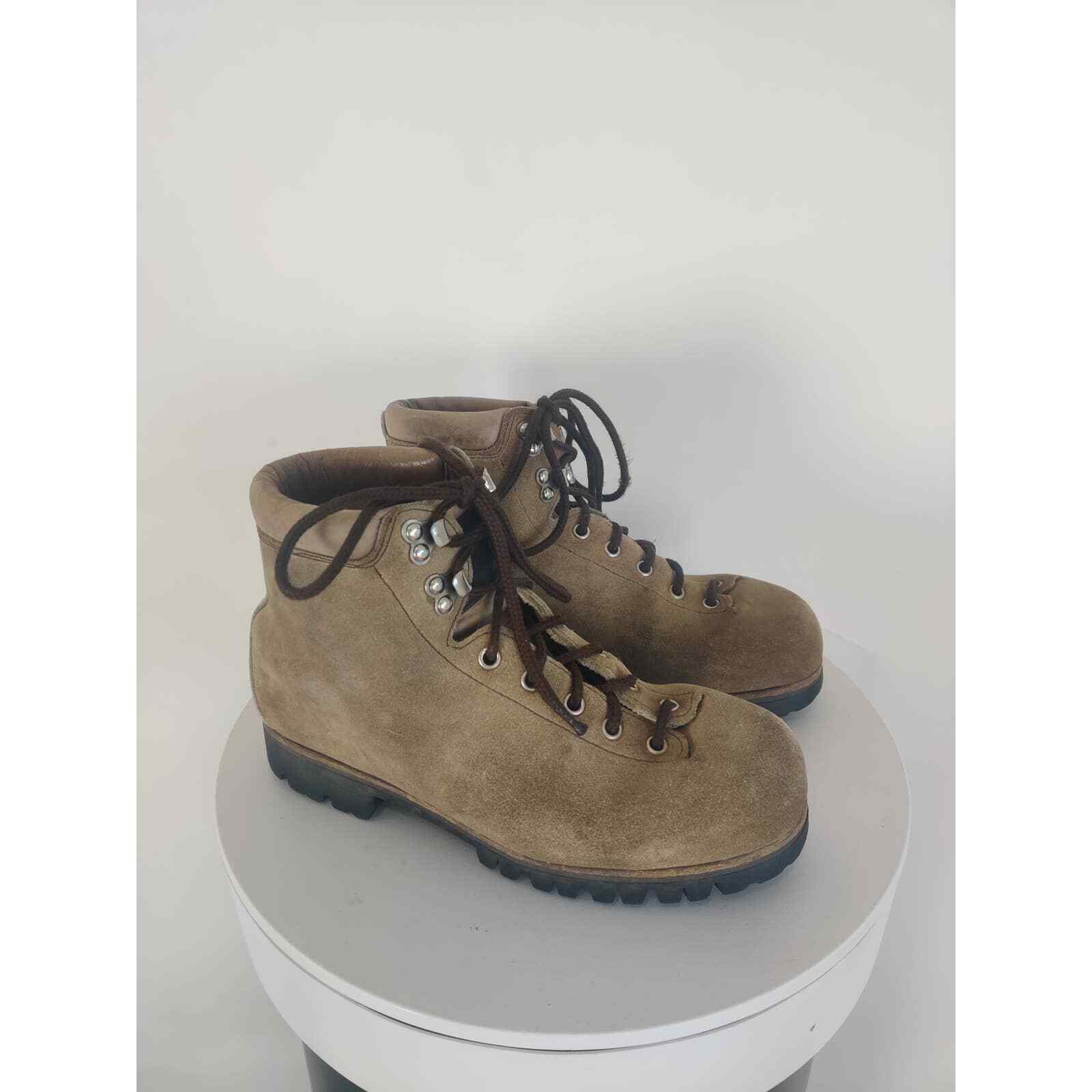 (V) VINTAGE SUPER RARE women shoes boots hiking waterproof sz 6 1/2 Italy made
