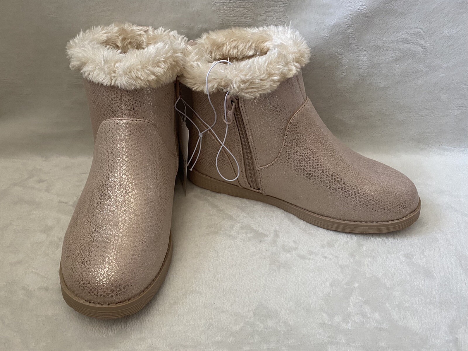 Cat & Jack Girls Winter Boots Size 4 Georgeina Faux Fur Shimmer Rose Gold Pink