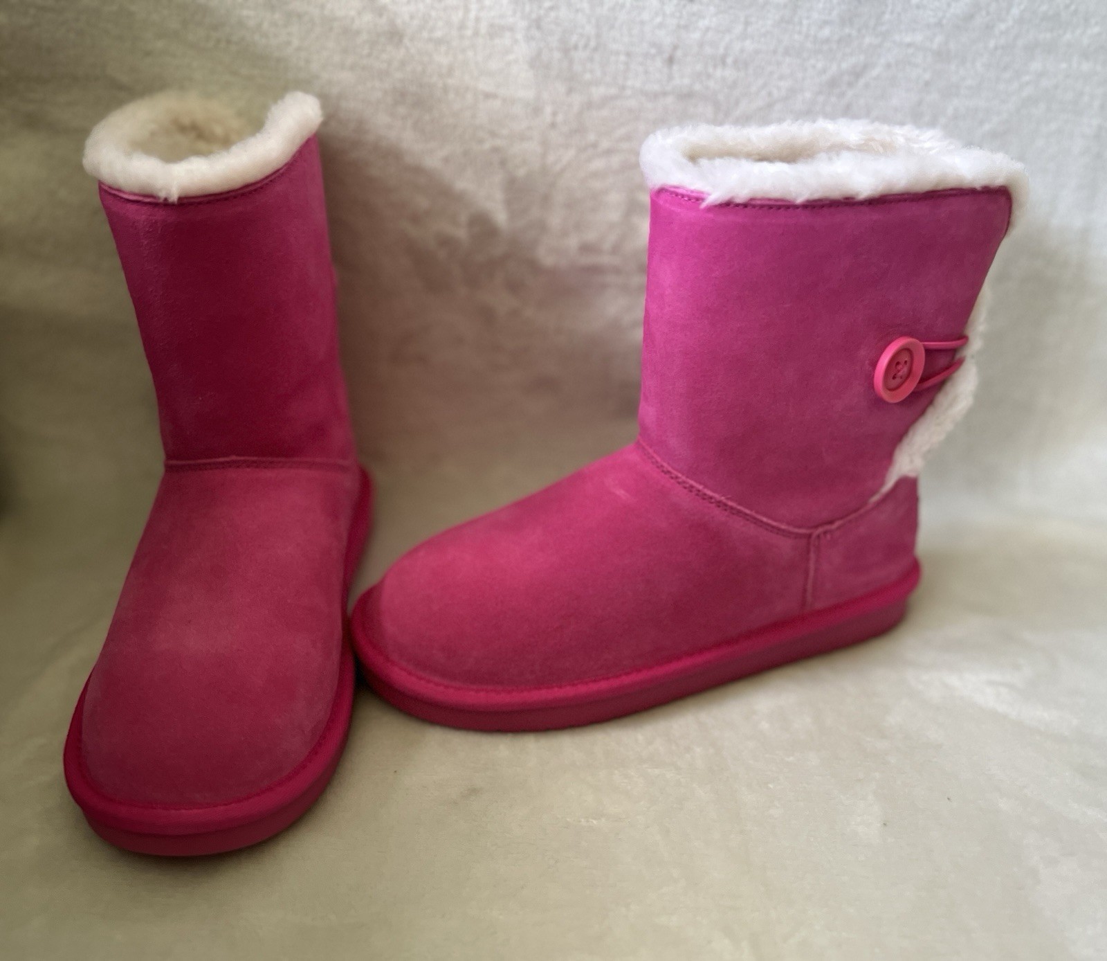 Ugg Koolaburra Nalie Short Boots Girls Sz 4 Suede Fur Button Winter Fuchsia Pink
