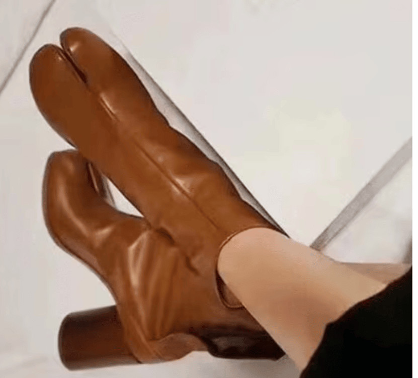 Size 10 Tabi Boots Split Toe Chunky High Heel Women Boots – Camel Brown