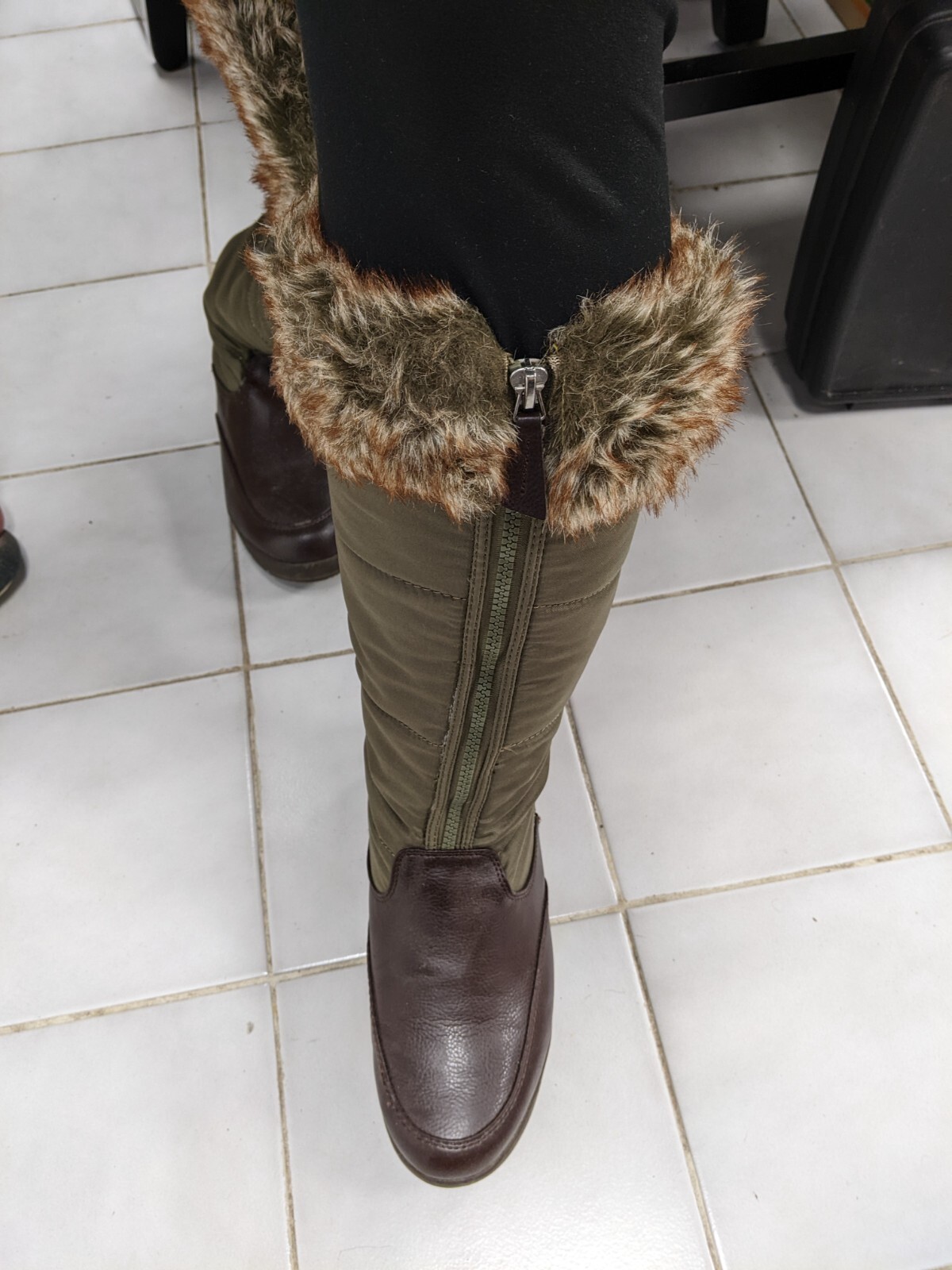 Lands’ End Women Tall Winter Boots 406536 Taupe Size 7.5 B Faux Fur Fleece