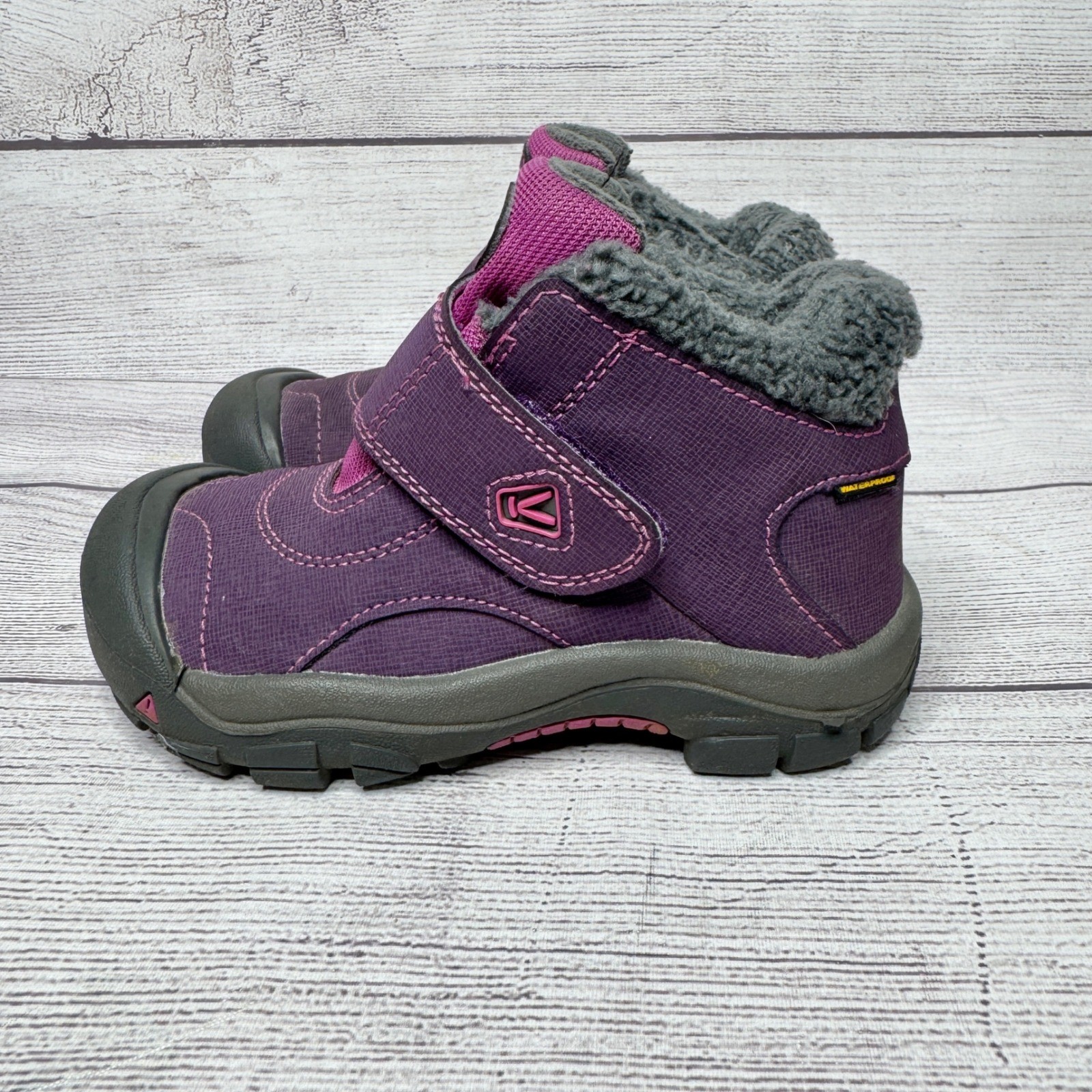 KEEN Kids Winter Boots Waterproof Purple Gray Shearling Little Girl Size 11