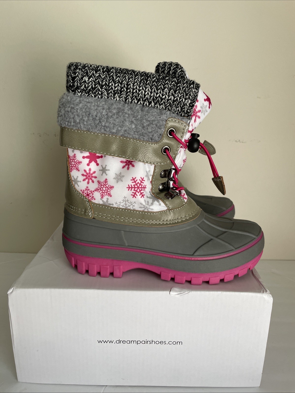 Snow Boots Lined Size 1 Waterproof  Girls Winter Boots Gray/Pink Snowflakes