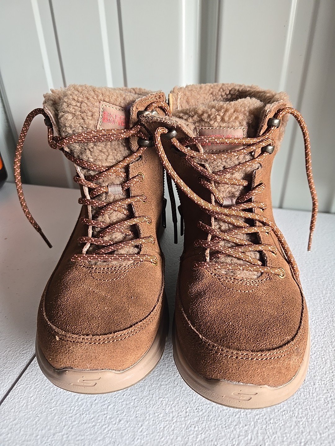 Skechers On The Go Ultra Glacial Woodland Women Boots 7.5 Brown Suede Winter