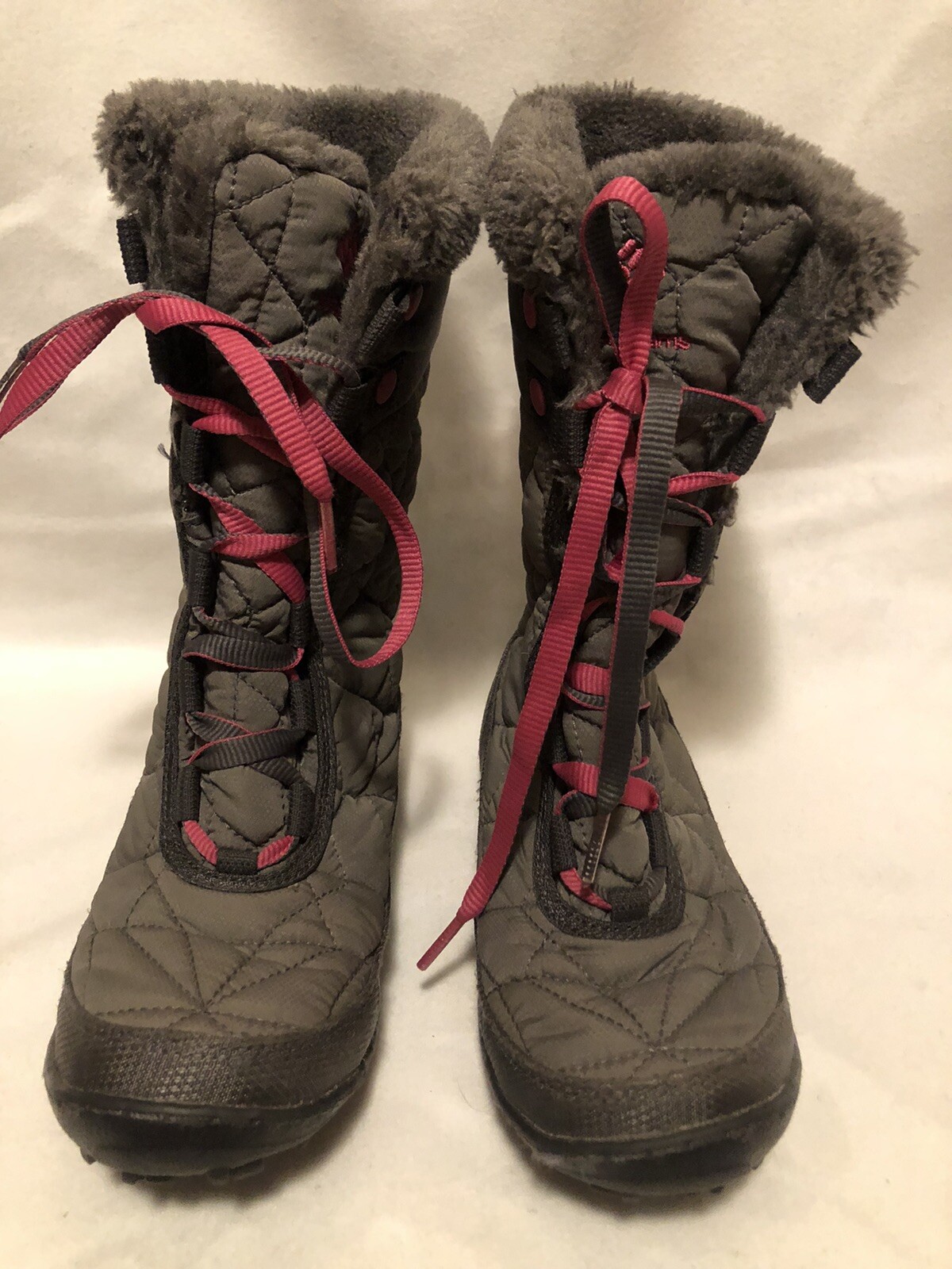 Columbia girls winter boots size 1 Snow/Winter