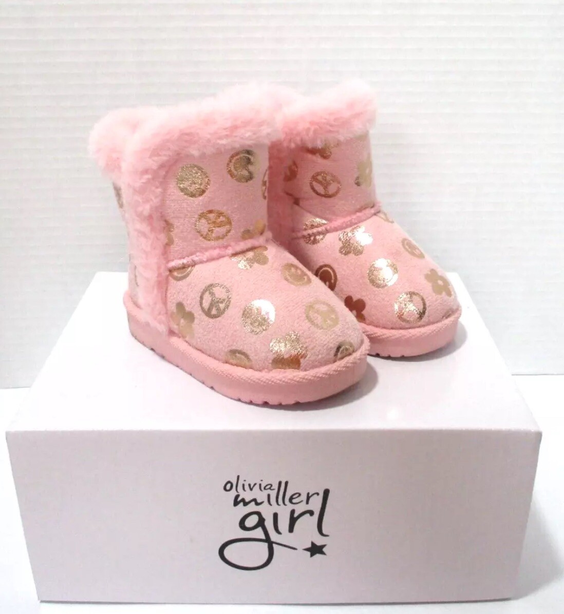 Olivia Miller Pink Smiley Flower Peace Toddler Girls Winter Boots Faux Fur Sz 7