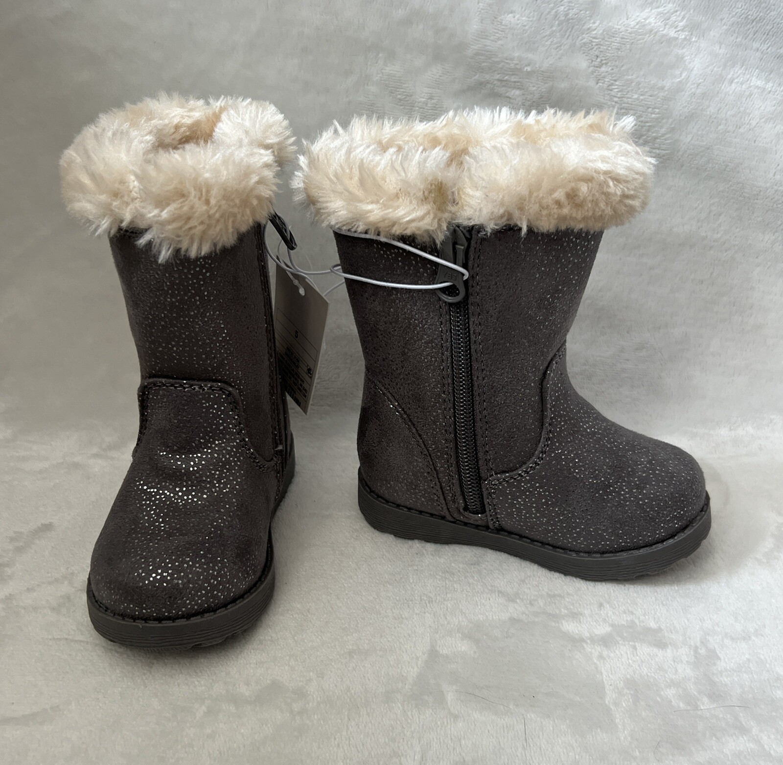 Cat & Jack Toddler Girls Winter Boots Sz 5 Karley Faux Fur Shimmer Gray *Dent