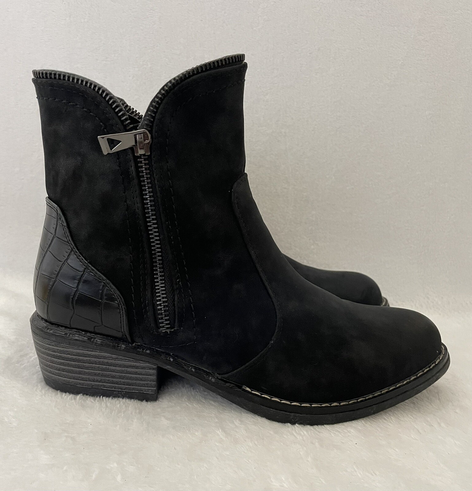 Galveston Women Ankle Boots Size 10 Manmade Suede Leather With Double Zipper