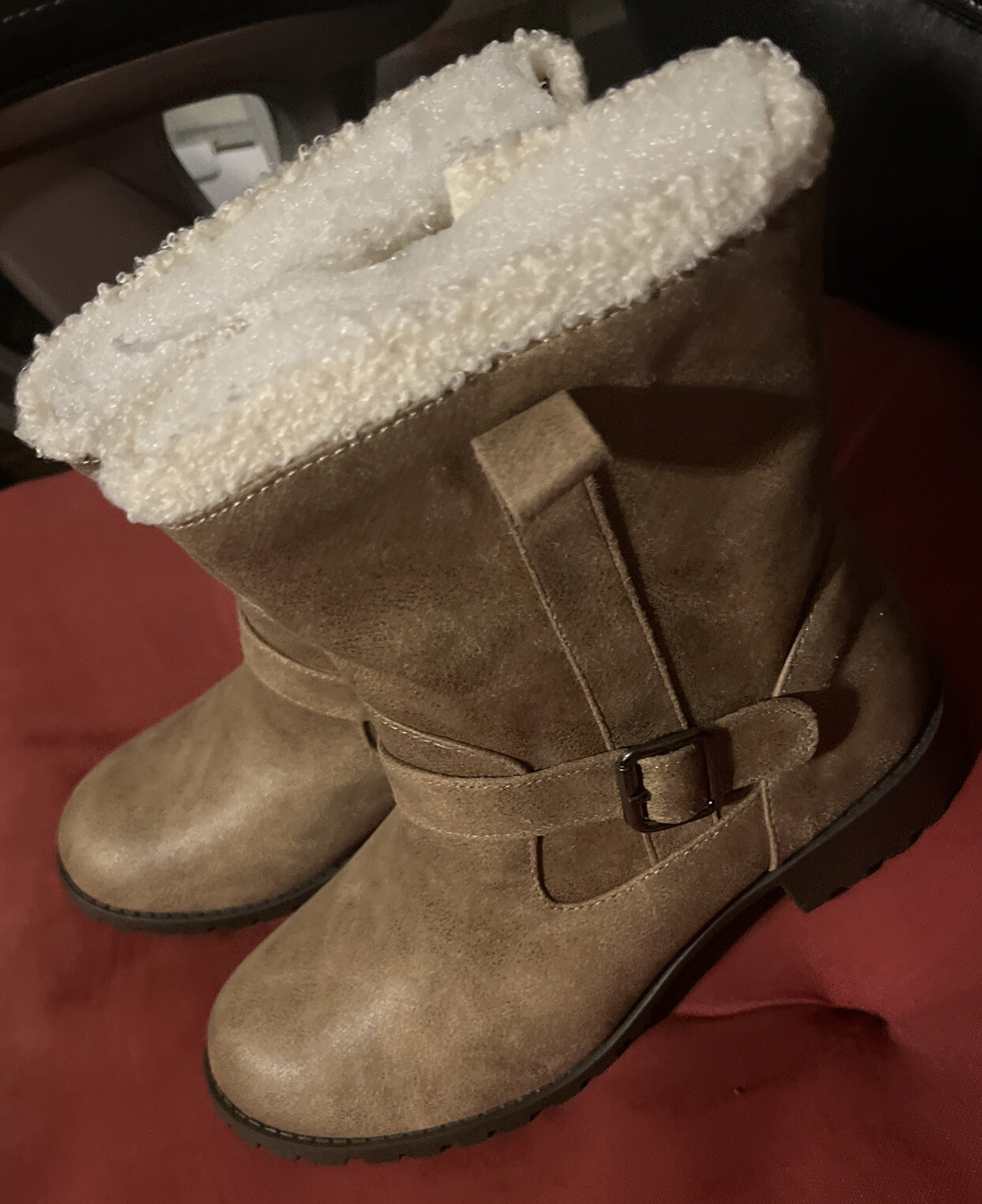 Mia Kids – Girl’s Kylie Fashion Bootie Lined Faux Fur Winter Boots – Size 2 NIB