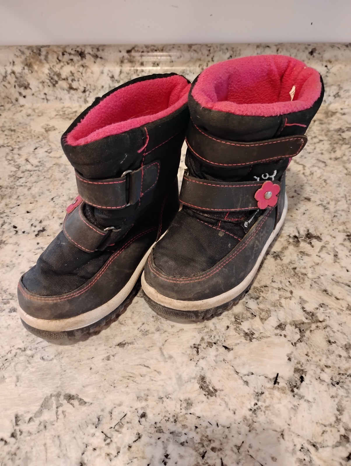 Girls Winter Boots Size 9.5 Strap Closure Black Pink Flowers