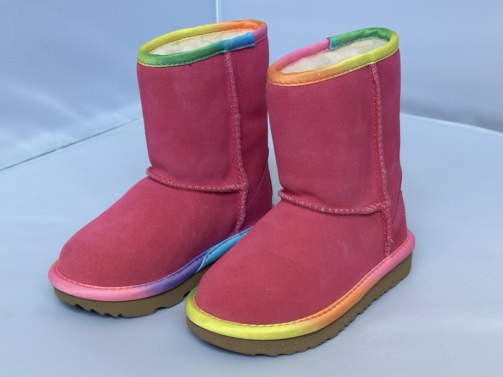 NEW UGG Australia Little Kid’s Girls Boots Pink Rainbow Size 9 1019699T