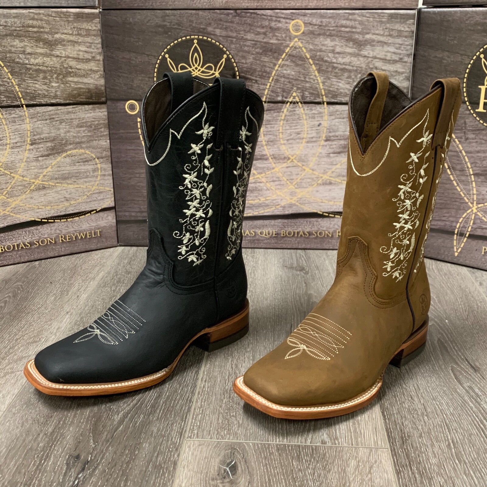 WOMEN’S WESTERN RODEO SQUARE TOE COWGIRL WITH FLOWERS ON SHAFT TAN AND BLACK 071