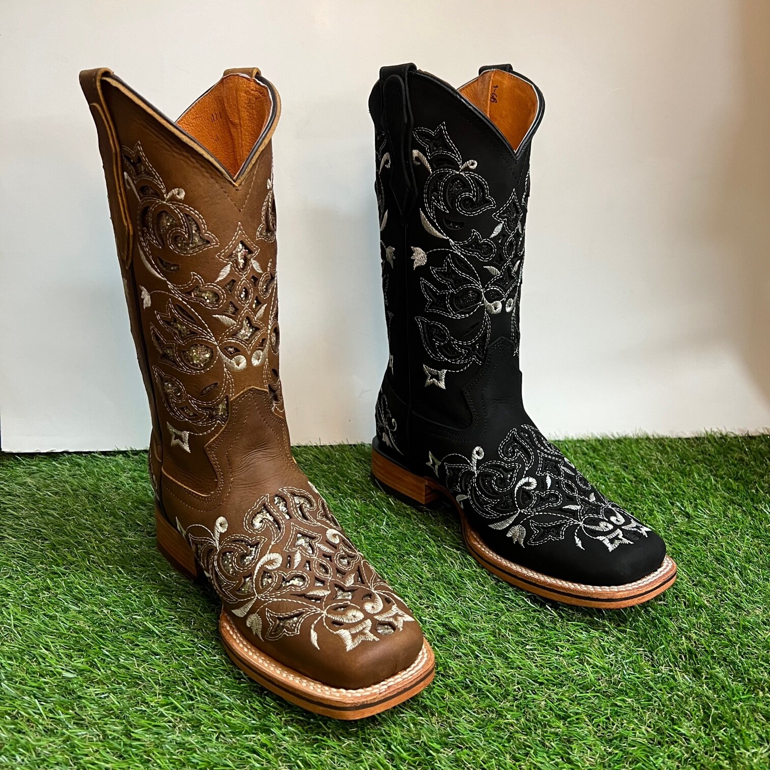 Women Embroider Cowgirl Western Square Toe Glitter Inlay Boots Bota Vaquera 930