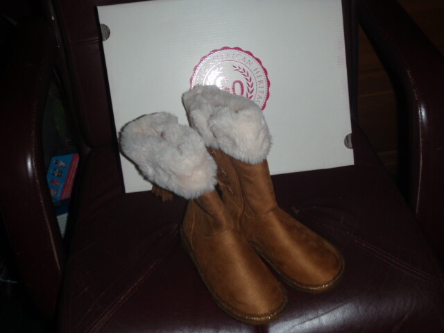 Youth Girls Winter Boots SO Regina Girl’s Winter Boots Tan Youth Size 1 Zip Up