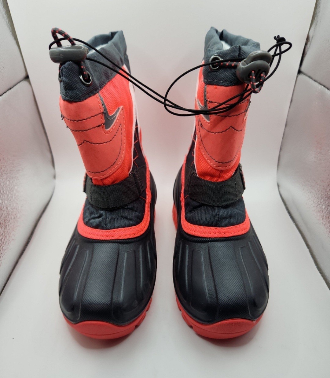 New – Ozark Trail Girls Winter Boots  – Size 9 Youth