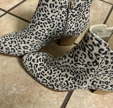 women boots size 6