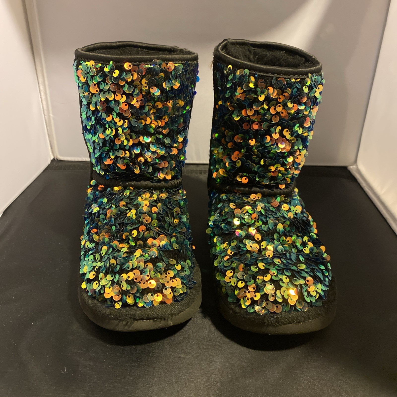 Girls Ugg Uggs US Size 13 Stellar Sequin Black Boots  Bootie cute Fancy Child