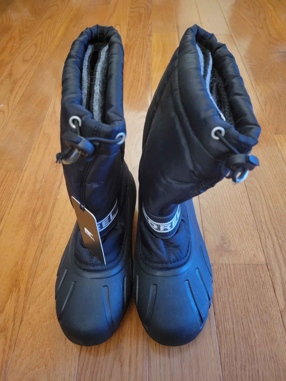 NWT Sorel Girls Winter Boots Size 4  Black