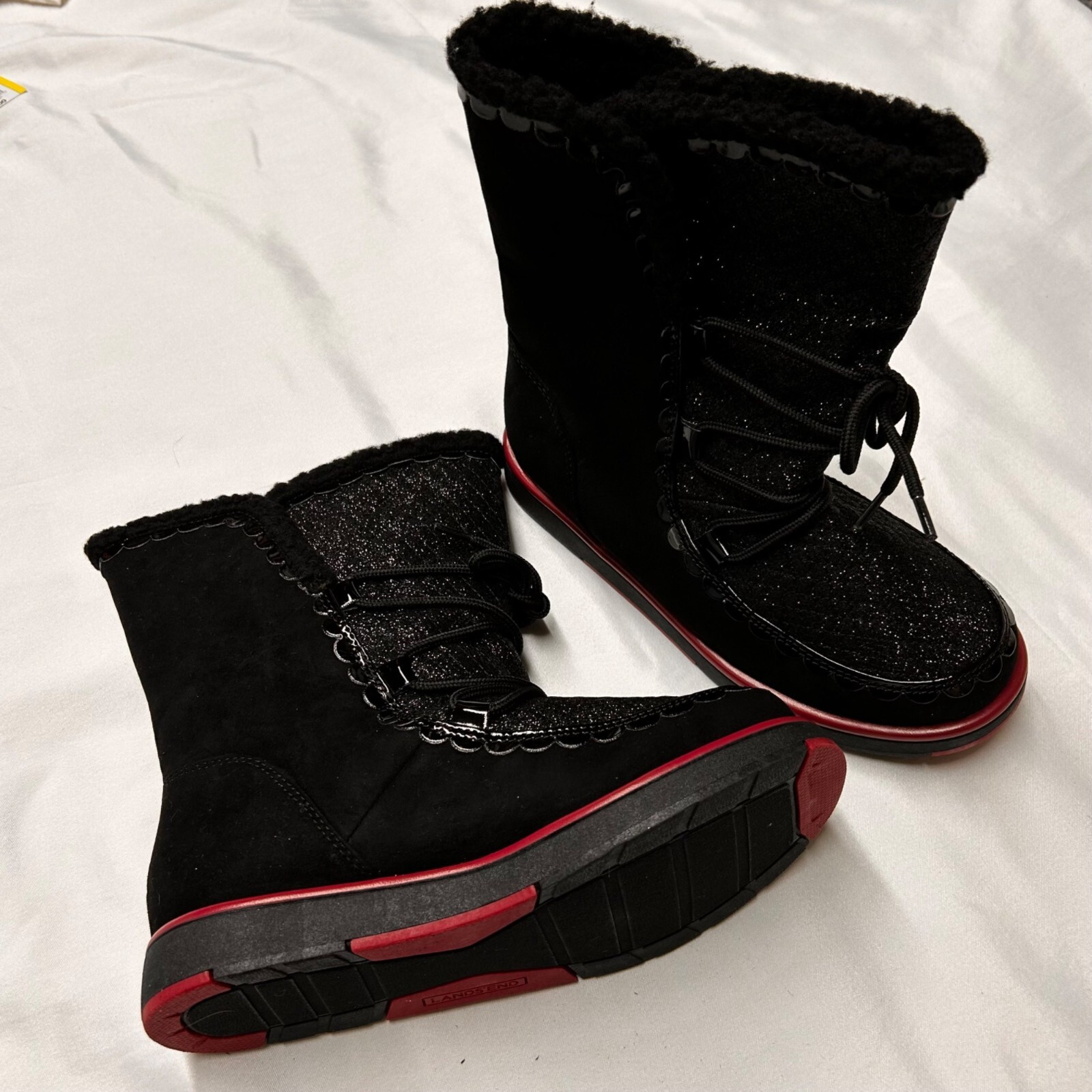 Brand New Land’s End Girls Winter Boots – Size US 3