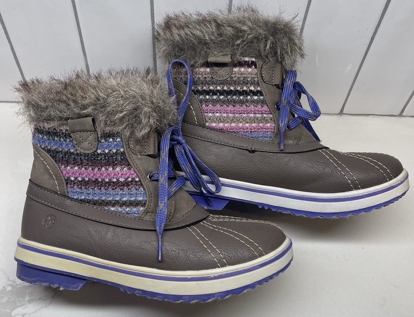 Northside Girls Size 4 Fur Trimmed Winter Boots Gray & Purple