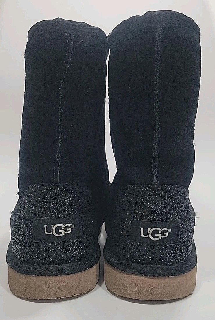 UGG  Suede Girls Black Glitter Spec Boots Size 6