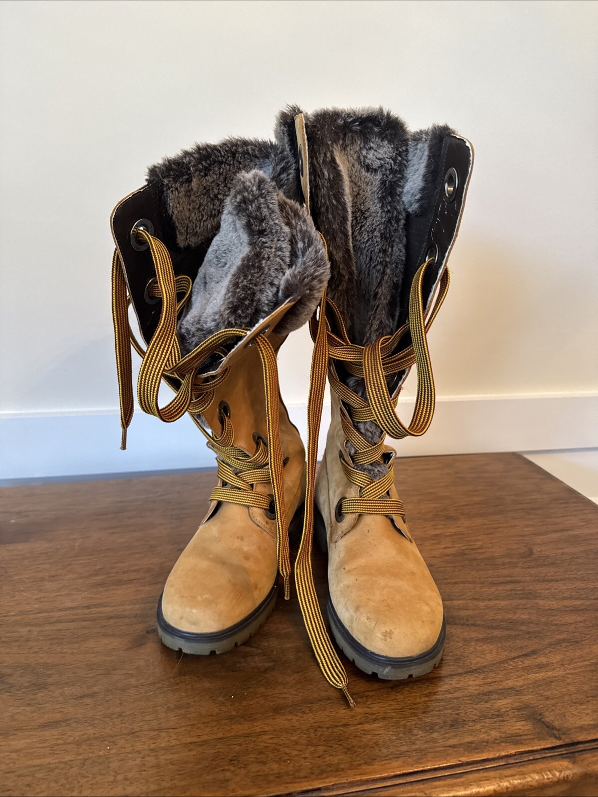 Timberland Mirney Faux Fur Lace up 91335 High Wheat Women Boots 8 M