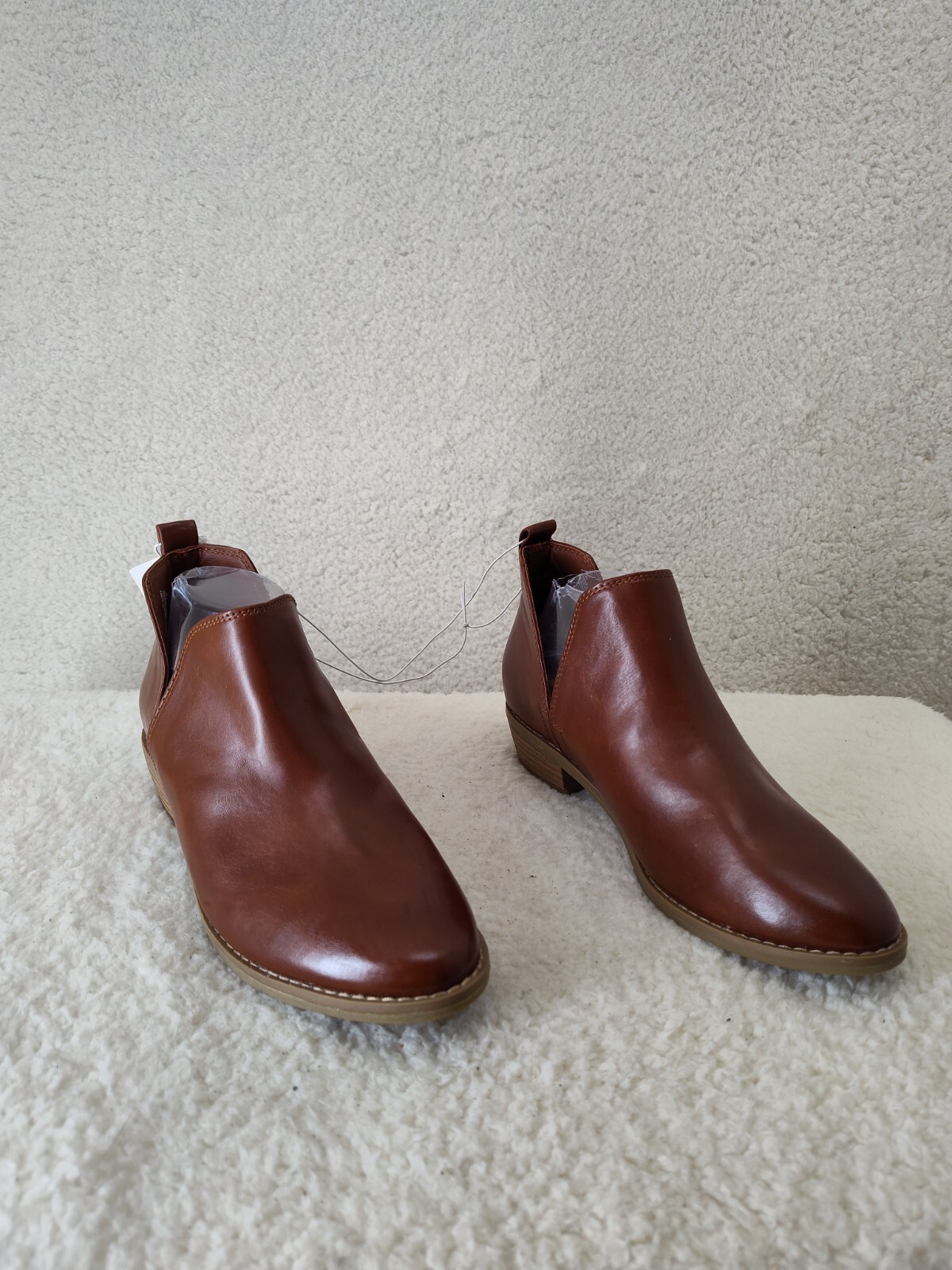 Universal Thread Nora Women Boots 8 1/2 Brown Leather Cut Out Ankle Bootie Shoes