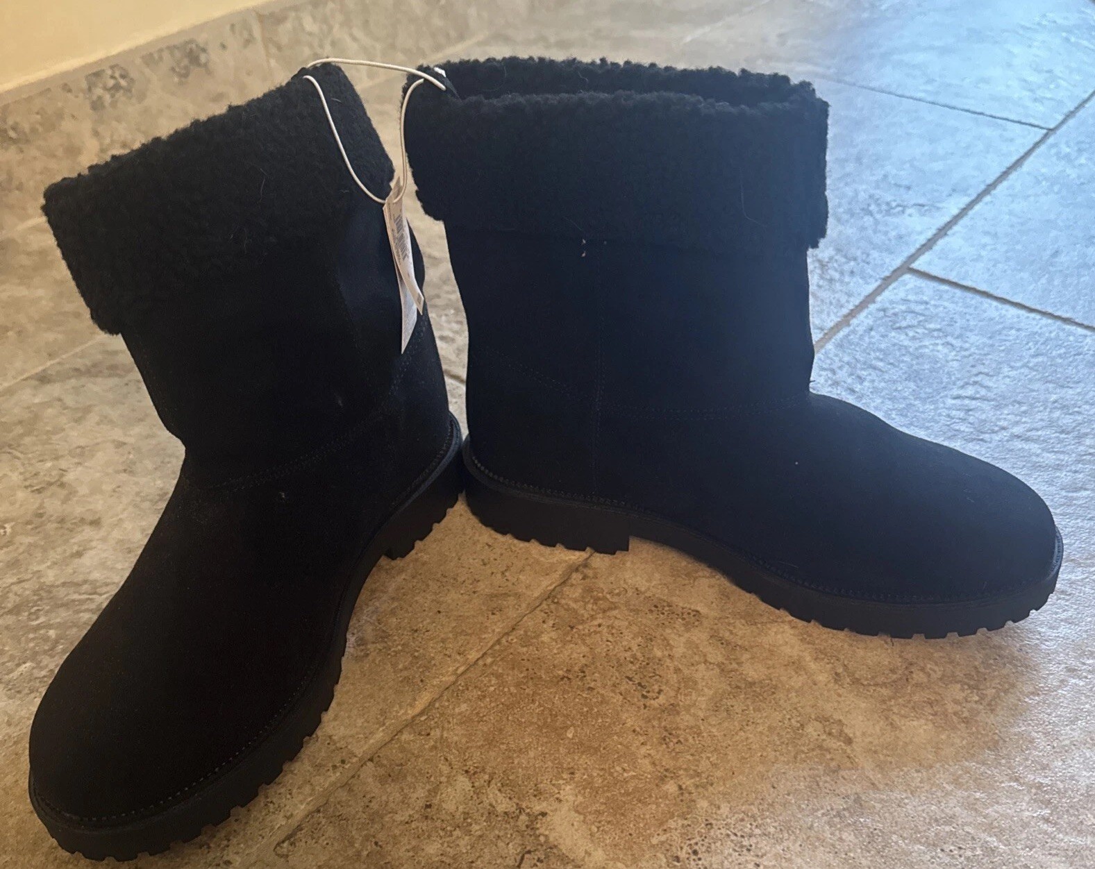 NWT Old Navy Girls Boots Size 5 Black Cozy Faux-Suede Sherpa Trim Pull On Winter