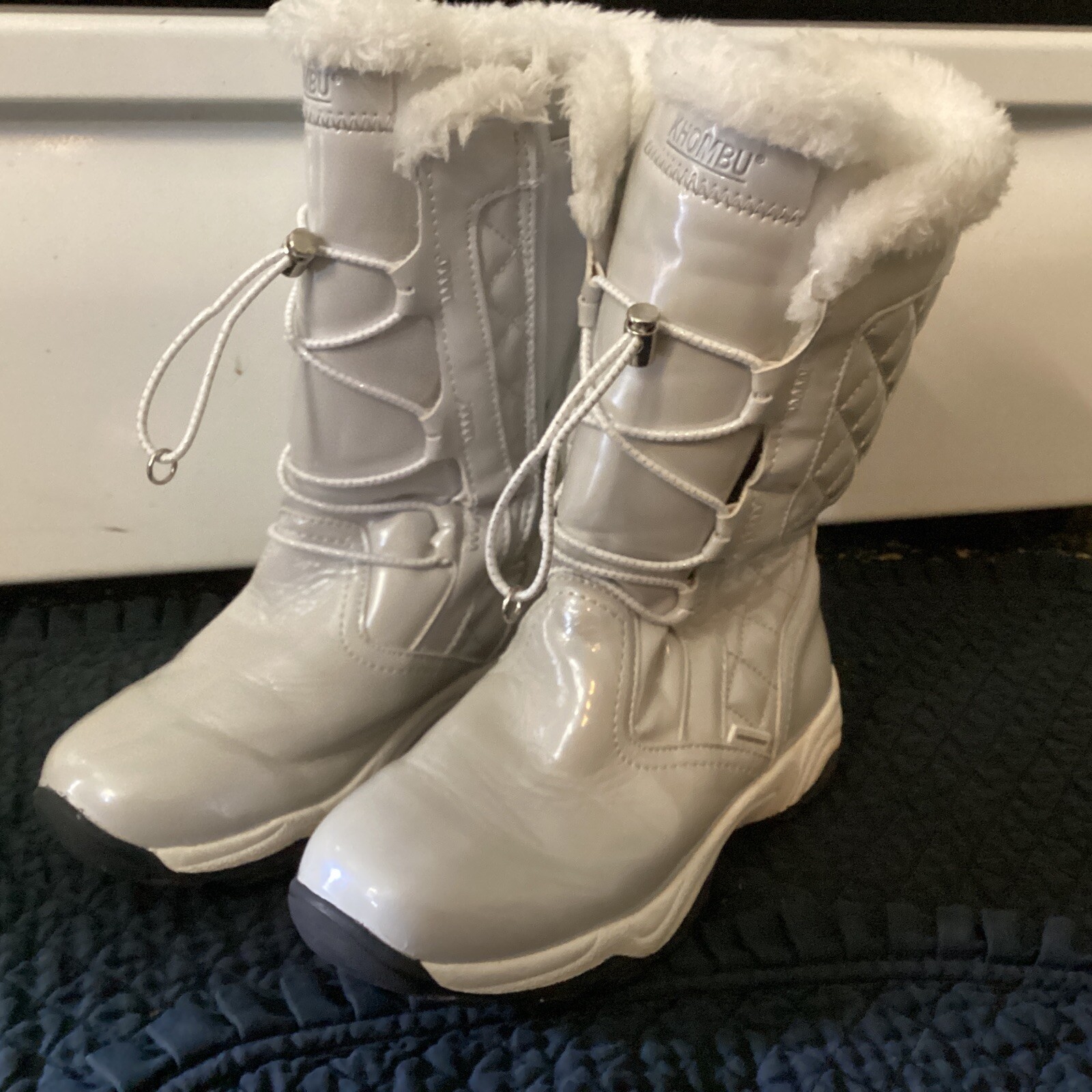 Khombu girls winter Boots Size 2