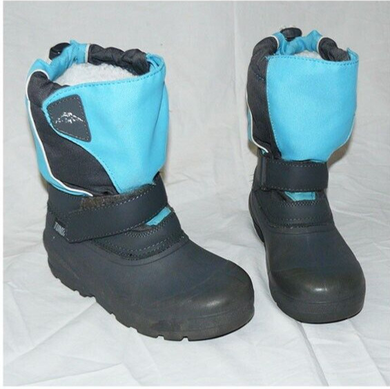 Girls Tundra winter boots, Size 3, Acceptable Condition