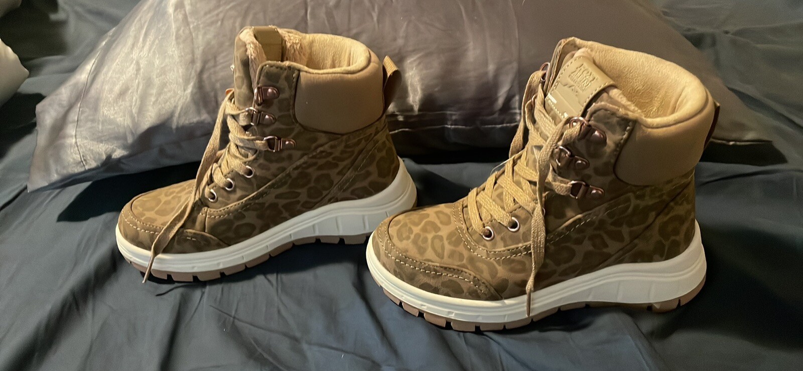 RG Karmel Roxy Girls Winter Boots Size 2 Leopard Print